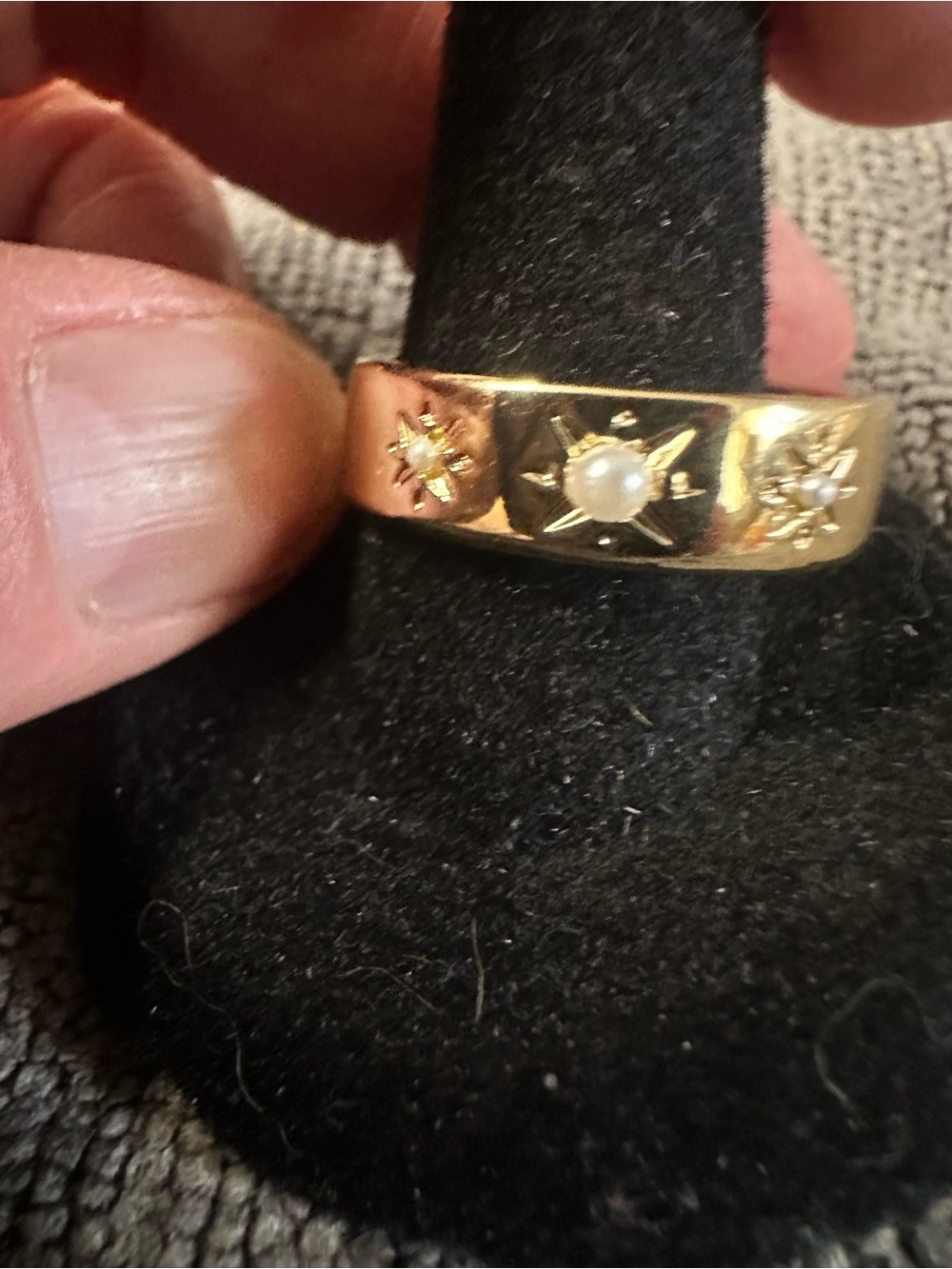 Gold Tone Men’s Star Motif Ring with Pearl Accent size 8.5